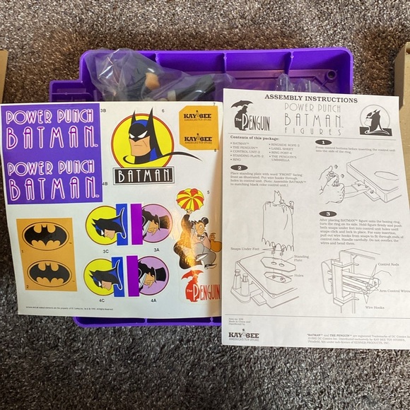 VINTAGE DC Power Punch BATMAN vs The Penguin NEW Like Rock ‘em Sock ‘em Robots - Picture 4 of 7